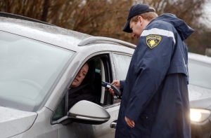 «Смертельно пьяный» автоводитель из Лимбажи оштрафован на 1400 евро