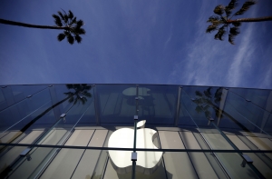 СМИ: Apple планирует ребрендинг магазинов