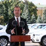 Подаренную призеру Олимпиады BMW Х6 выставили на продажу