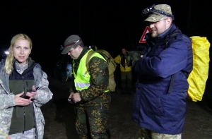 Военные и добровольцы почти двое суток искали пропавшую в лесу пенсионерку