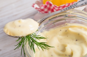 Сальмонеллез в садиках: дети могли отравиться майонезом в салате