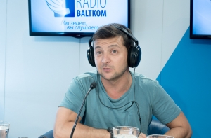 Сравнение Украины с порноактрисой в Юрмале возмутило Раду