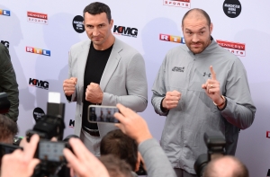 Представители Фьюри отменили бой-реванш с Кличко