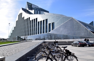 Twitter: у «Замка света» за 200 млн евро гарантия, как у фена для волос