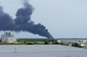 В США на мысе Канаверал взорвалась ракета Falcon 9