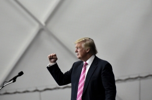 СМИ: Трамп мог 18 лет не платить подоходный налог