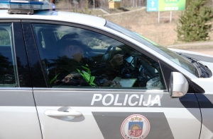 Разыскиваемый мужчина привлек внимание полиции и был задержан