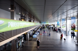 В аэропорту Риги задержали объявленного в розыск россиянина