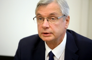 Шадурский: не хочется, чтобы наши боярские дети учились за границей