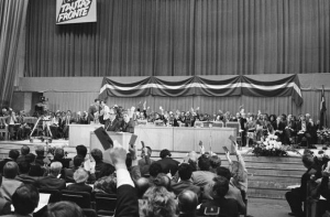 8 октября в истории Латвии: все на фронт!