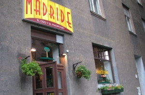 СМИ: владелец рижского бара убил жену и совершил самоубийство