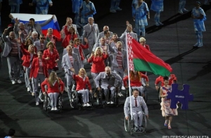 Появилось видео из квартиры для белорусского знаменосца с российским флагом