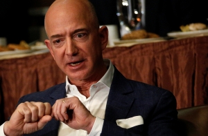 Глава Amazon потерял три миллиарда долларов за час