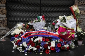 Год спустя: во Франции вспоминают жертв теракта 13 ноября 2015 года