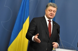 Порошенко: Москве не сбить Украину с пути к «европейским звездам»