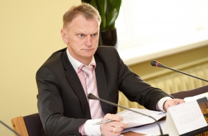 Нацблок критикует идею президента давать гражданство со дня рождения