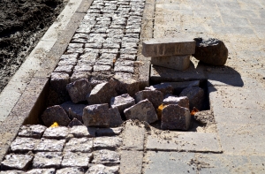 Исполнители ремонтных работ на ул. Кр. Барона недополучат 7 тысяч евро