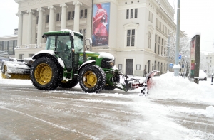 Рижская дума: снегоуборочная техника работает в полном объеме