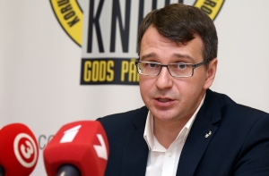 Стрельченок больше не намерен претендовать на должность главы KNAB