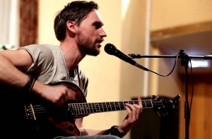 АНОНС: на радио Baltkom - участник шоу «Голос» Василий Уриевский