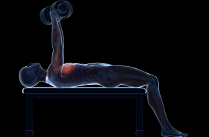 Травмоопасный вид спорта: мужчина уронил на себя 100-килограмовую штангу