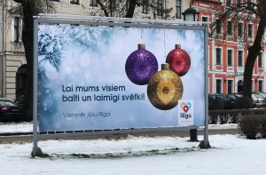 «Назад в СССР»: жителя возмутили предпраздничные плакаты в Риге