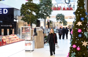 Торговый центр Rīga Plaza после эвакуации возобновил работу