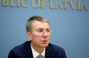 Ринкевич категорически осудил «зверское убийство» посла России в Турции