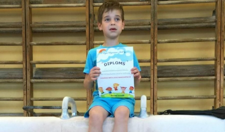 «Зеленая лампа»: для 7-летнего Ростика Федорова собрано 2017 евро