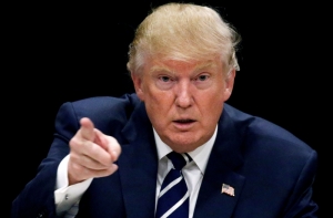 Трамп решил начать вести президентский Twitter с чистого листа