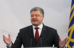 Порошенко попросил Китай помочь с возвращением Крыма и Донбасса