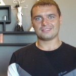 «Зеленая лампа»: поможем Виталию встать на ноги