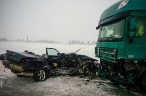 Трагическое ДТП под Бауской: врачам удалось стабилизировать состояние пострадавшего