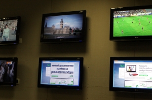 Полиция «накрыла» популярный среди латвийцев сайт с пиратским ТВ