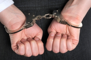 Пьяный рижанин задержан за попытку убийства 82-летней матери