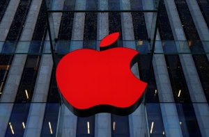 В США семейная пара подала в суд на Apple из-за аварии со смертью дочери