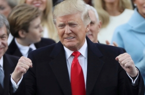 СМИ рассказали о планах Трампа на первый рабочий понедельник