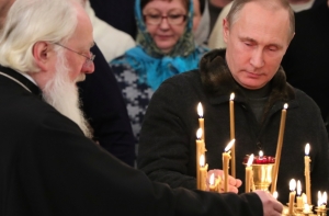 Путин встретил Рождество в монастыре под Великим Новгородом