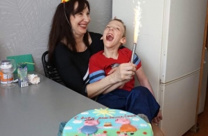 «Зеленая лампа»: для 10-летнего Саши собрана нужная сумма