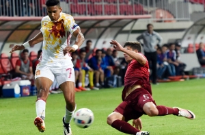 В соцсетях восхитились голом 17-летнего футболиста «Барселоны»