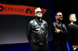 На радио MIX FM – премьера новой песни Depeche Mode