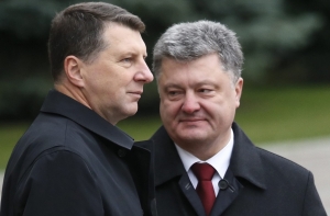 Латвию посетит президент Украины Петр Порошенко