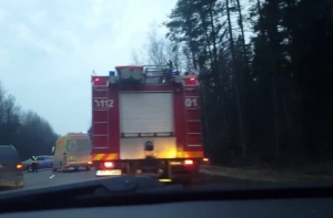 Крупная авария на Вентспилском шоссе: движение может быть ограничено