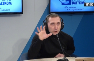 Видео недели: резидент Comedy Club спародировал переговоры Путина с Трампом