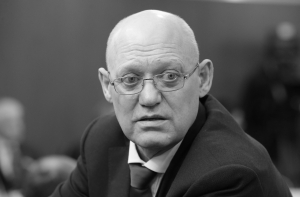 Умер двукратный олимпийский чемпион по хоккею Владимир Петров