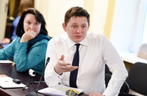 Депутат предложил Кайминьшу «разобраться по-мужски»