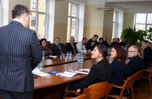 Профсоюз медиков: если политики нас не услышат, будем подавать в суд