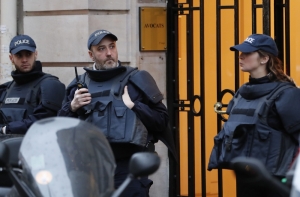 В Париж ввезены образцы опасного вируса