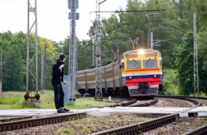 Смерть на железнодорожном переезде в Иманте: известны подробности трагедии