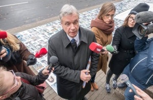 МОН повысит зарплаты учителям за счет ликвидации школ